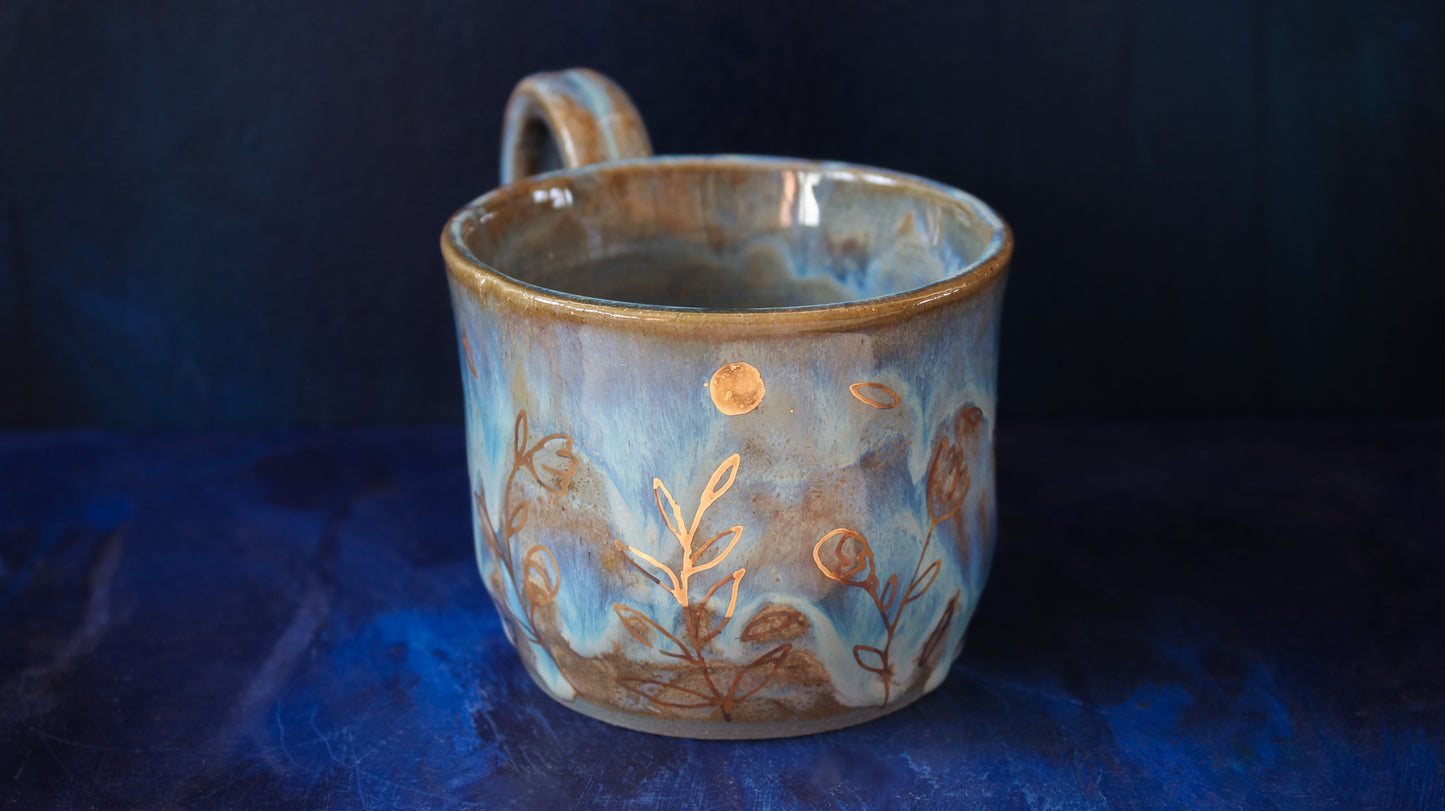 11oz Golden Drip Blossom Mug