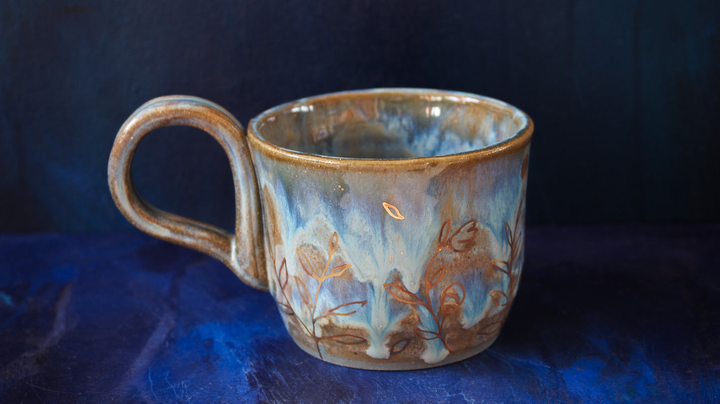 11oz Golden Drip Blossom Mug